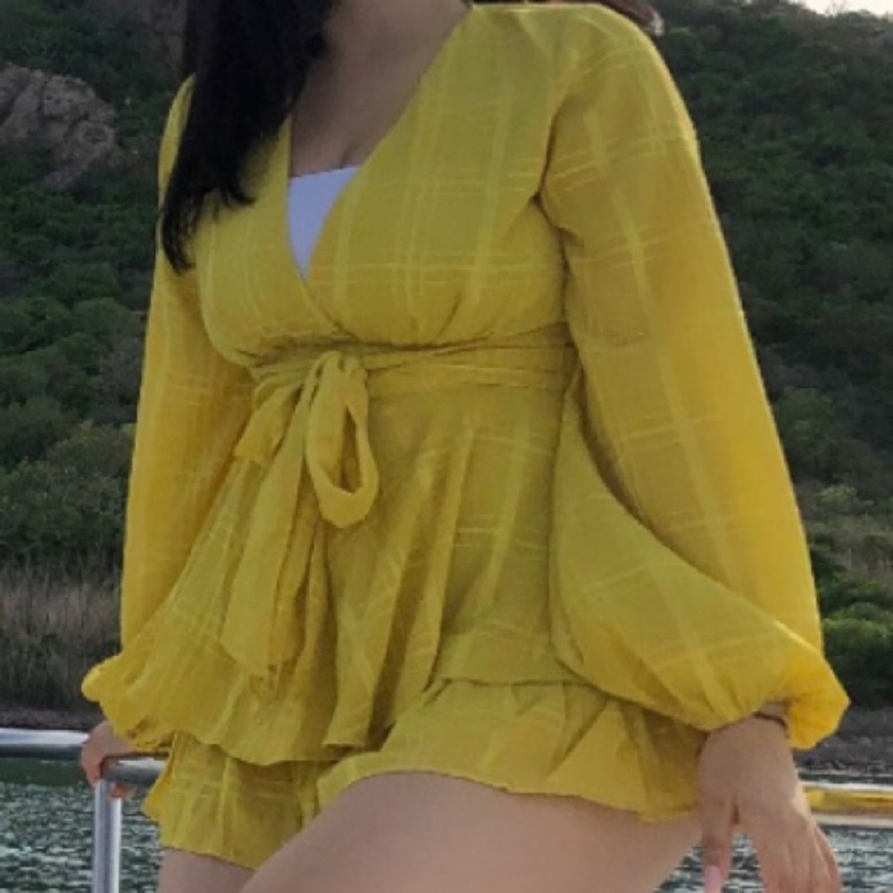 Fashion Nova romper